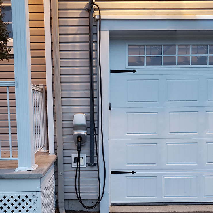 Retractable cable system
